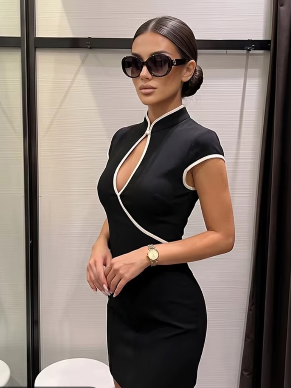 Black Contrast-Trim Bodycon Dress